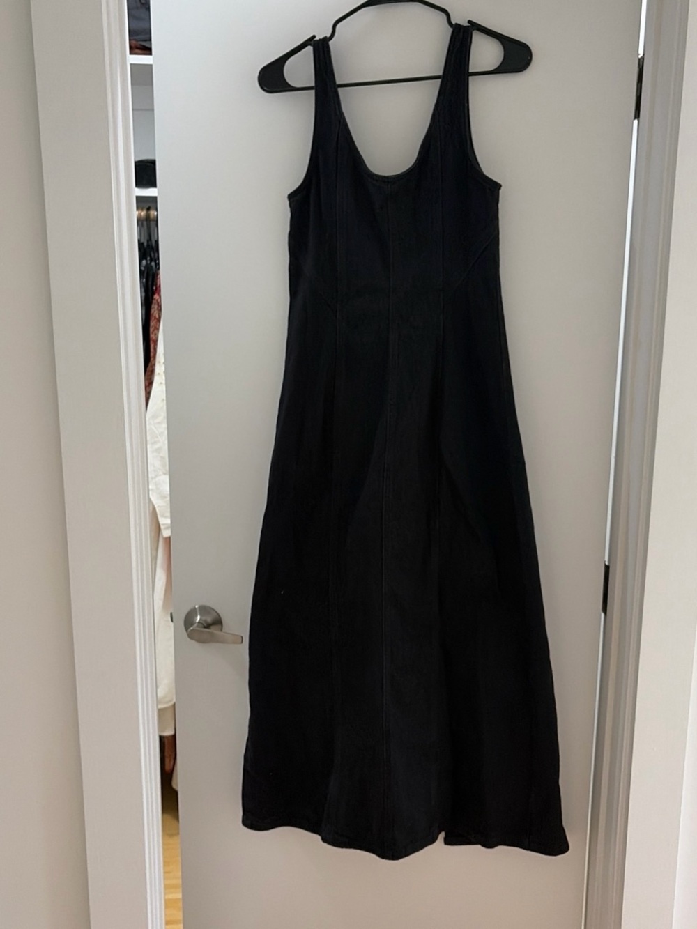 Universal Thread Black Sleeveless Denim midi Dress